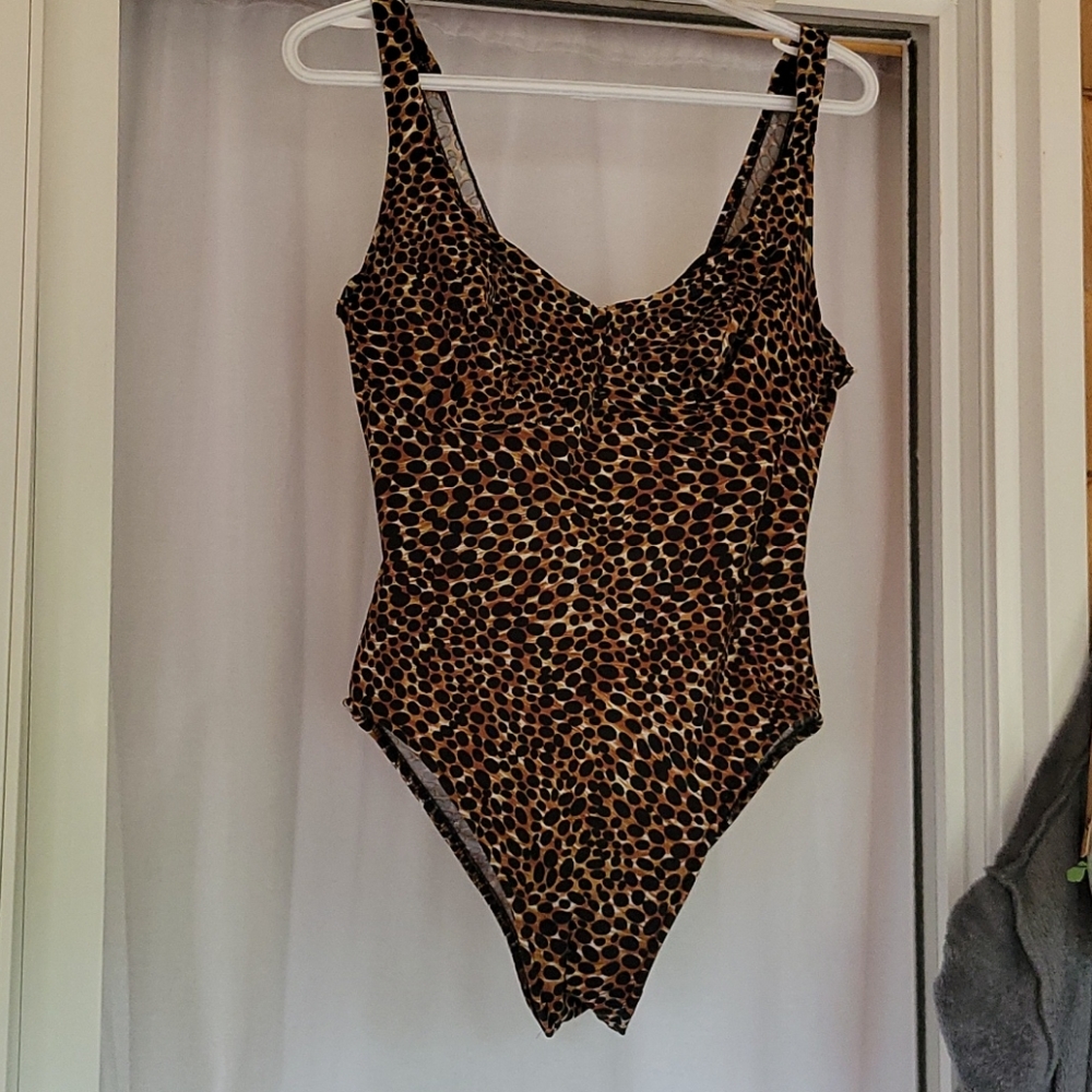 Miracle suit swimsuit